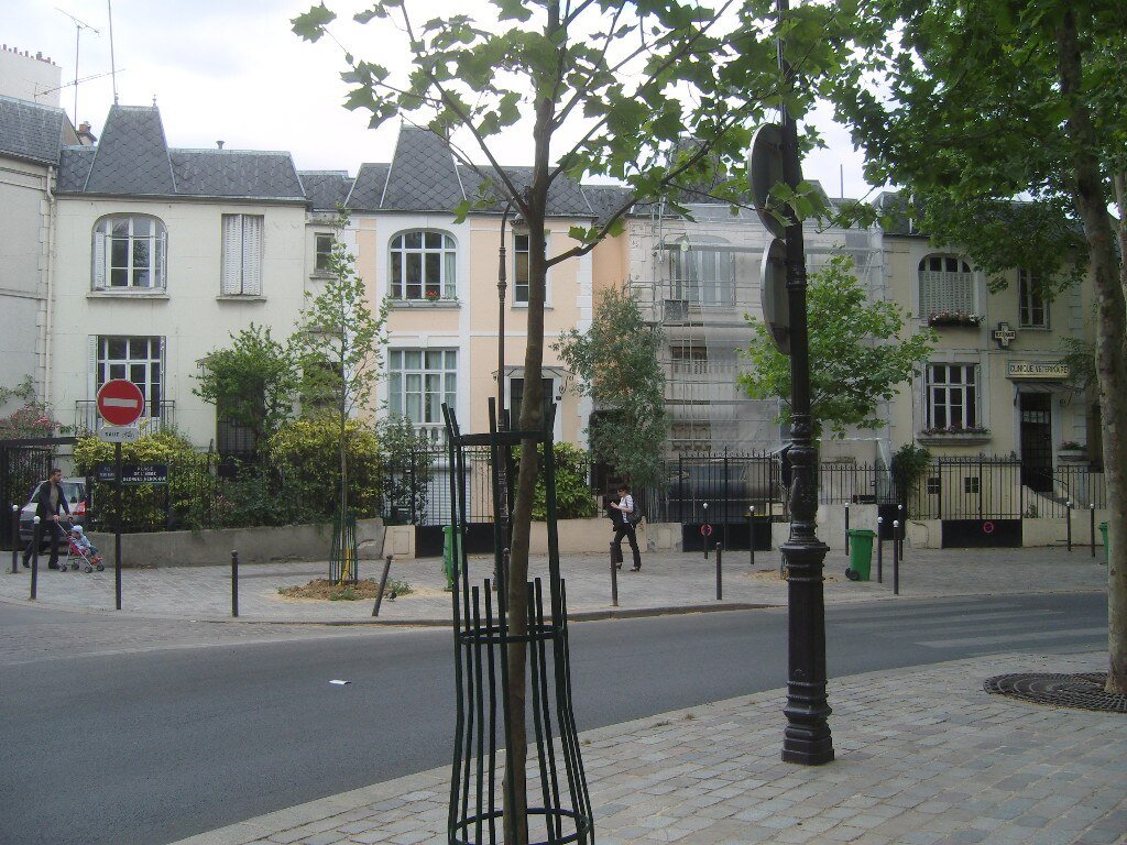 Residential neighborhood near Buttes aux Cailles