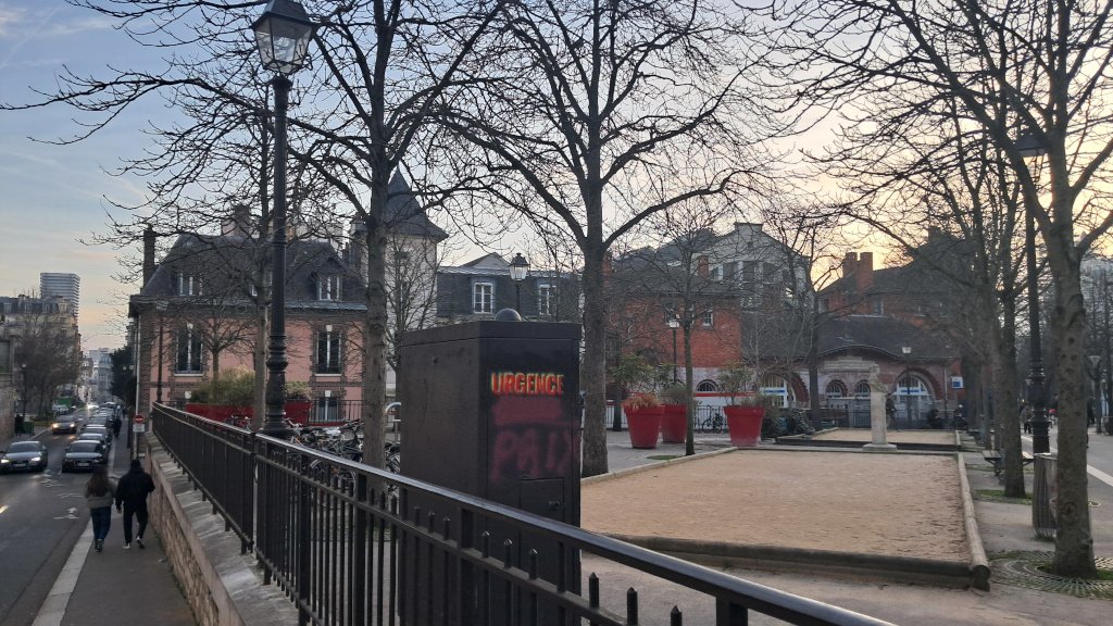 village-like neighborhood in Paris